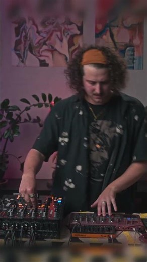 VenoSci mixes happy hardcore with dnb/jungle, trance and acid!