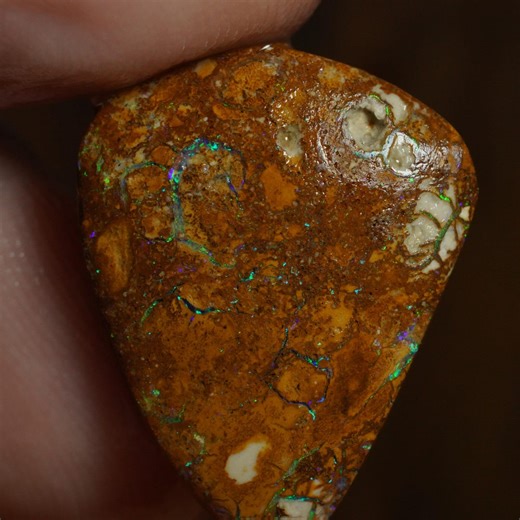 Boulder Opal Rub - Etsy