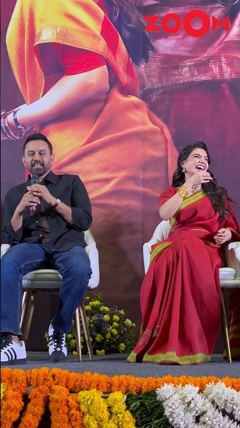 Samantha Ruth Prabhu's CUTE moment with husband Raj Nidimoru at an event 😍 #shorts #samantha #raj