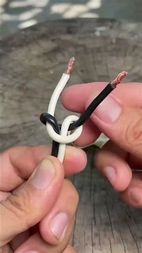 Genius Underwriter’s Knot Trick for Safe Electrical Plugs!