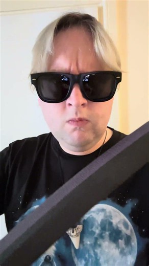 The Chosen cosplay ready for Smosh Reads Reddit #cosplay #thechosen #impressive #smosh