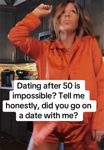 Dating Tips for Single Women Over 50 in the USA