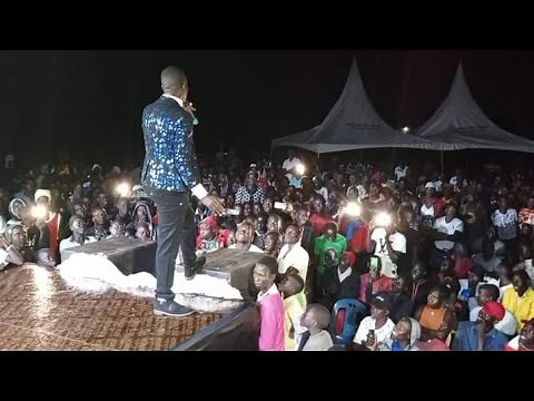 Comedian Dolopiko's full stage Performance at Dolo Festival