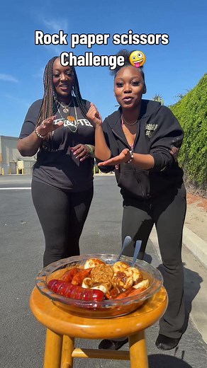 Let the games begin 😈😈 #viral #rockpaperscissors #msfyatee #niya #foodie