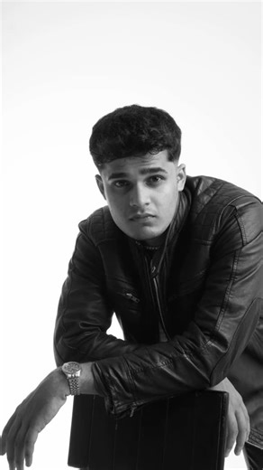 HASHED on Instagram: "How to pose . . #trending #modeling #model #mallu"