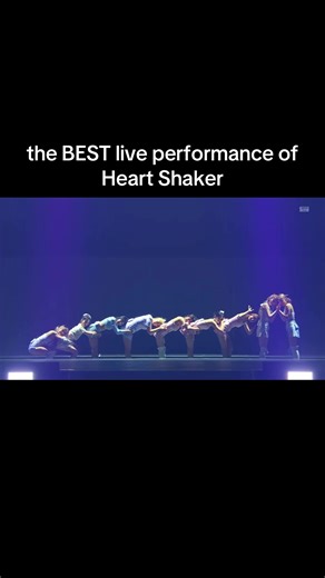 Amazing Live Performance of Heart Shaker by TWICE