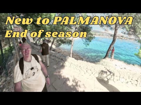 Palmanova 16th October,, it’s still open,, #mallorca