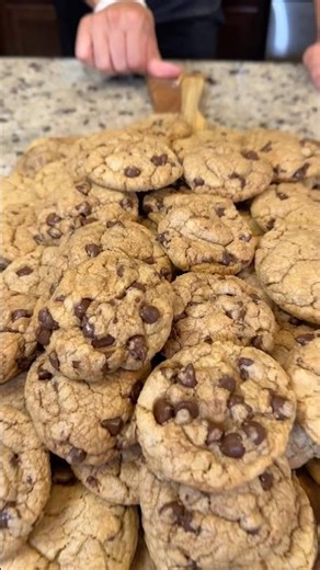 ￼Brown Butter Chocolate Chip Cookies