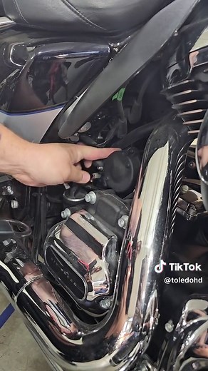 🔧 Harley-Davidson Tech Tip: Jumping a Battery 🏍️⚡ Learn how to safely jump-start your Harley and get back on the road in no time! #HarleyDavidson #MotorcycleMaintenance #TechTip #BatteryJumpStart #fyp #ToledoHD #battery #batterylife #motorcyclebattery #deadbattery #motorcycle