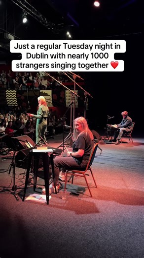 Enjoying Fleetwood Mac's Silver Springs at Vicar Street