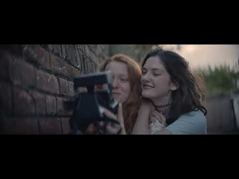 Renault Clio - The French Exchange