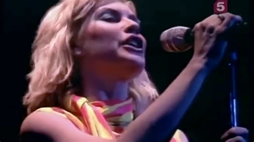 Blondie - Atomic Apollo Theatre - Glasgow | 1979 | In My Newsfeed