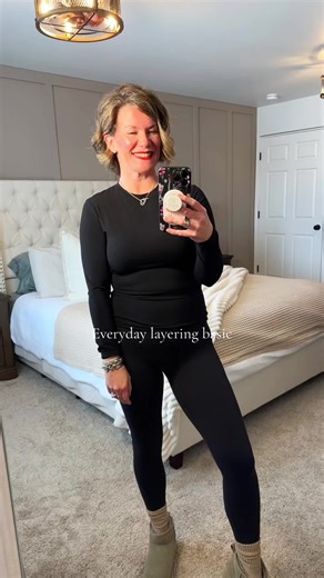 The perfect layering basic long sleeve 😍 #longsleevetop #layeringoutfits #wardrobebasics