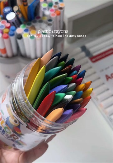 new set of crayons for my toddler’s journal activity #crayon #plasticcrayons #artmaterials #crayonforkids #crayons