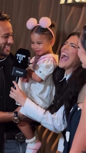 Daddy's little princess visitsthe training ground #NeymarJr#DaddyDaughter #ProudDad#CuteMoment#Short