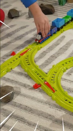 🚨 That was a close call! | Watch out, Thomas! | #shorts