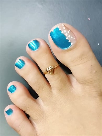 Simple Nail Art Tutorials for Beautiful Feet