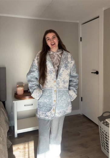 I don’t think I’ll ever get over this coat 🤩🥹 #fyp #foryou #foryoupage #sewing #quiltcoat