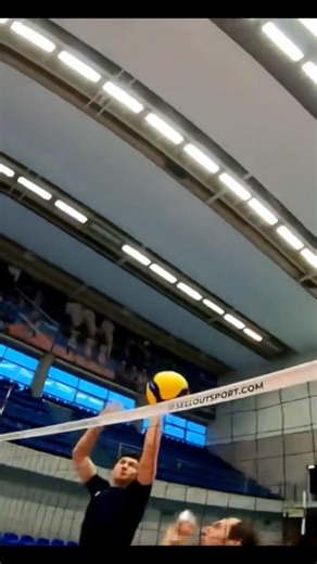 POV:YOU ARE THE PLAYER 🏐🥶 #volleyball #pov #shorts