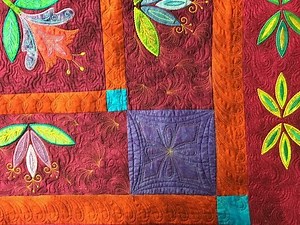 Long Featherette Border