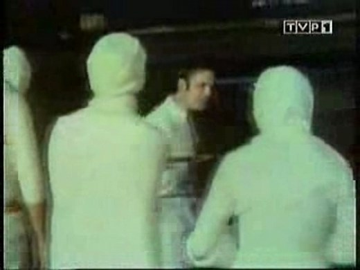 Monty Python - Skecz o lekarzach i biurokracji