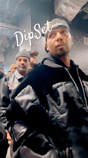 DipSet slid thru for Meek Mill at his #philly #concert #meekmillandfriends #dipset #hiphop #bts