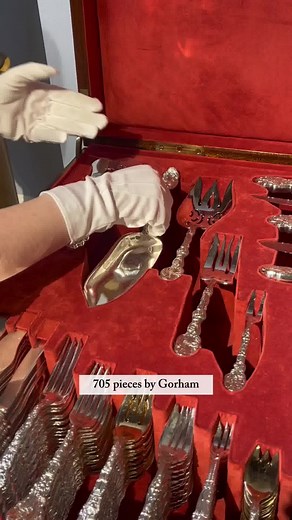 This American sterling silver flatware service by Gorham is perfect for luxury dining. The beloved Versailles pattern adorns each of its 705 pieces and epitomizes the glamorous dining of the turn-of-the-century. | M.S. Rau