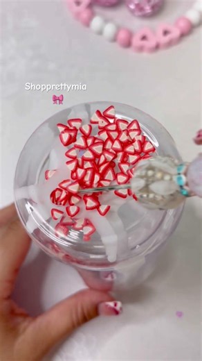 Strawberry shortcake 🍰 #satisfying #asmr #straberryshorrcake #trending