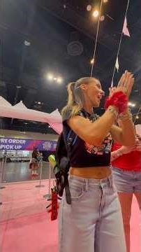ASW worlds day✌🏼Staying busy until awards! 👀😬 #CheerMom #CheerComp #SingleMomVlogs