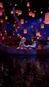 This scene in Tokyo Disney’s Rapunzel ride is incredible! | Theme Park Review