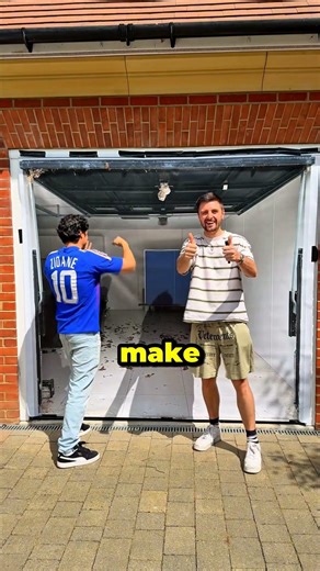 Garage Door prank..😱