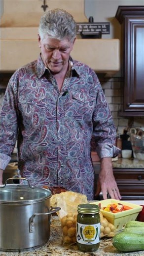 Hatch Green Chile Chicken Vegetable Soup!