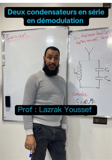 Deux condensateurs en série en démodulation.
