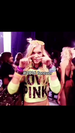 #2016 #nostalgic #justinbieber #selena #throwback | Justin And Selena