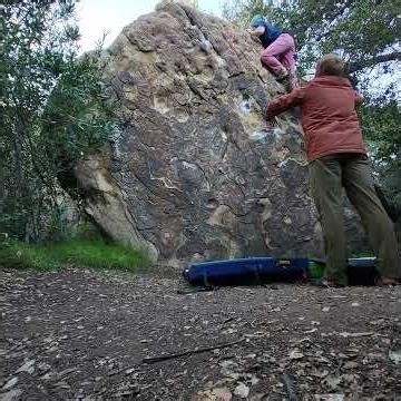 Sasquatch V5 | The Brickyard | Santa Barbara #bouldering #climbing