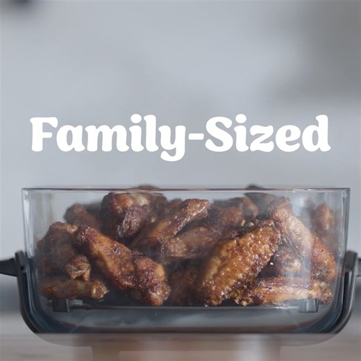 All the power and crisp in the palm of your hand. Get your hands on the Ninja CRISPi™. 🙌 | Ninja Kitchen