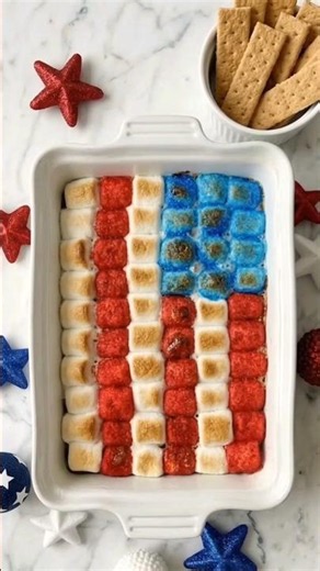 🇺🇸🔥 Patriotic S’mores Dip – 4th of July Edition 🍫✨