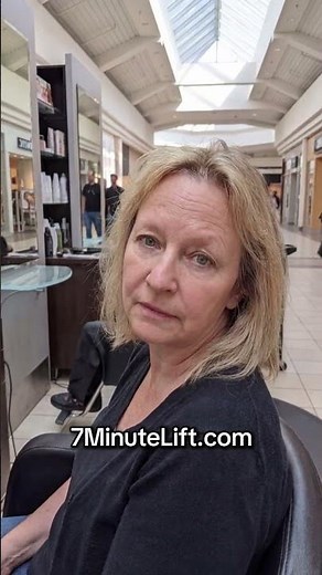 Erase Under-Eye Bags in 7 Minutes? LIVE Mall Demo Reveals Peptide Serum Magic!
