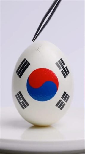 Satisfying South Korea Egg Peeling ASMR 🇰🇷 #asmr #satisfying #shorts #korea