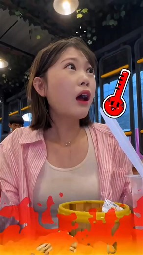 ORANG KOREA SYOK COBAIN MIE GACOAN LEVEL 8: "ORANG INDO BENERAN MAKAN INI? #shorts #miegacoan