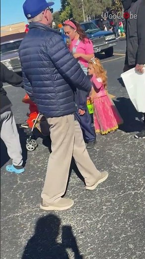 Halloween Costumes: Michael Myers Kids Face Off at Trunk or Treat || WooGlobe