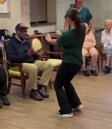 Good Grief: Elroy's Hilarious Heart Attack Moment