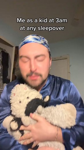 Me and my cow pillow pet are leaving (ib @Lili Reinhart) #fypシ #growingup | Sheri Bradley