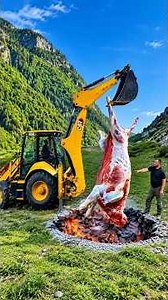 Giant 500KG Bull Underground BBQ Feast #cooking #food #bbqmeat