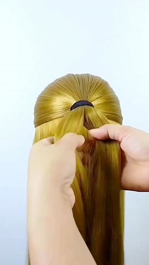 1M views · 8.5K reactions | Easy Updo Hairstyle #hairstyling #hairstyletutorial #hairstyleideas #weddinghair #hairstyle #fblifestyle #updohairstyles #updo #partyhair #fypシ゚viralシ | Mazelstarbeautyline | Facebook