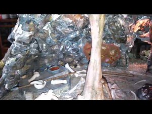 Aurora cave model kit Prehistoric Scenes