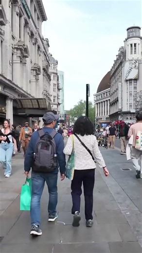Piccadilly Circus London | Virtual Walk Through Central London
