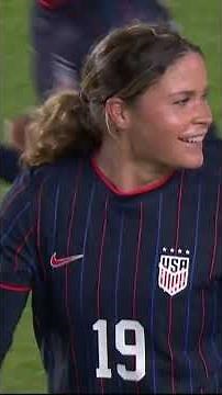 Sears gets USWNT's opening score⚽🦅