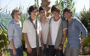 【one direction & natalie Imbruglia 】torn