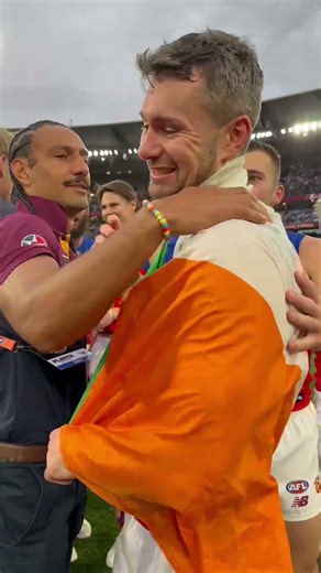 There's nothing like national pride 🥹 #afl #premiers #ireland